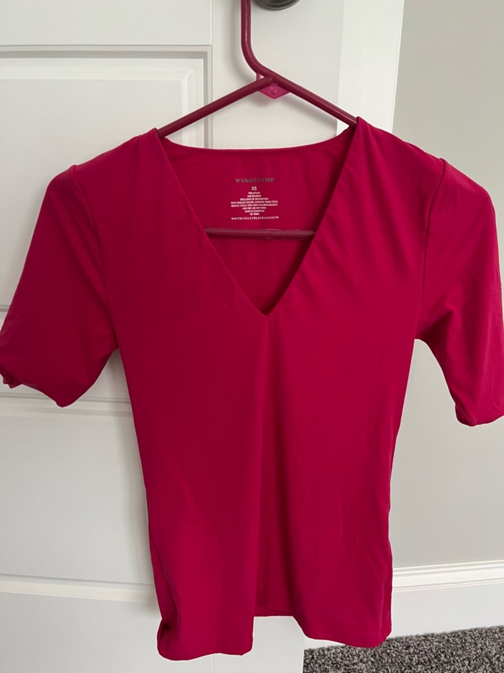 White House Black Market Vibrant Pink V-Neck Short Sleeve Top